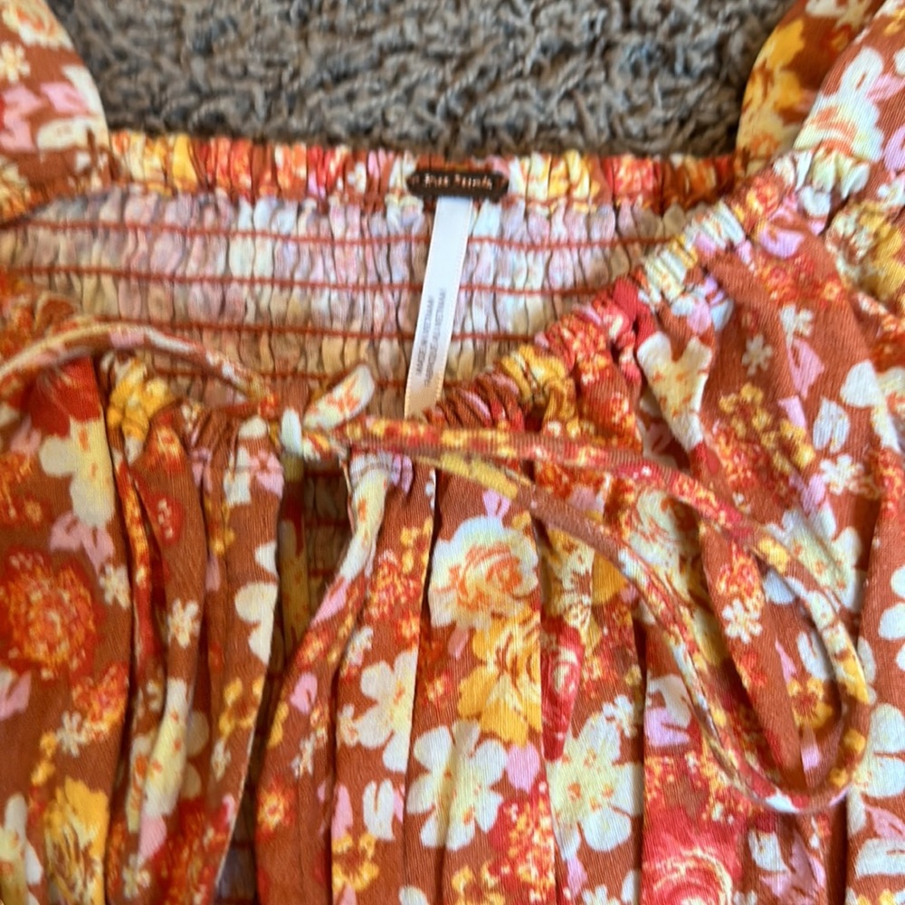 NWOT romper - Picture 2 of 4